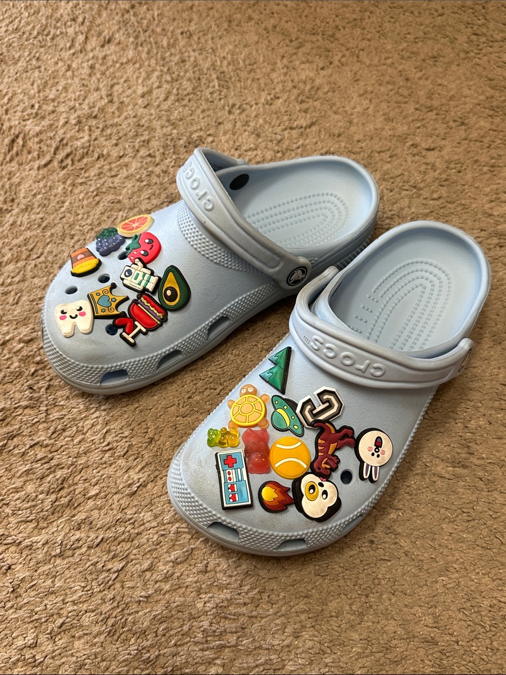 CROCS w/JIBBITZ Charms